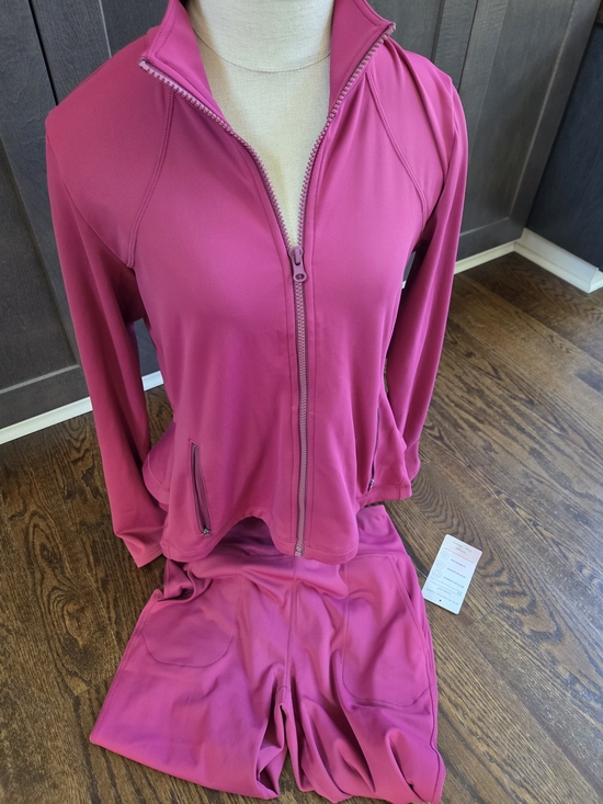 Isabella Activewear Tops - Isabella Activewear Set Fuchsia Zip-Front Ruffle Back Peplum Jacket NWT